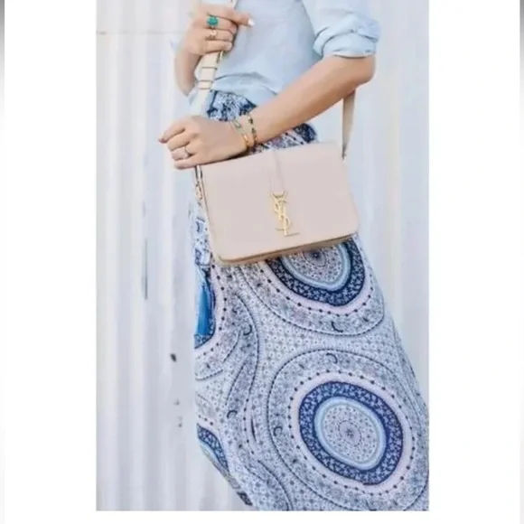 Calypso St. Barth Durna Medallion Silk Blue Cream Paisley Size Large - Picture 2 of 9